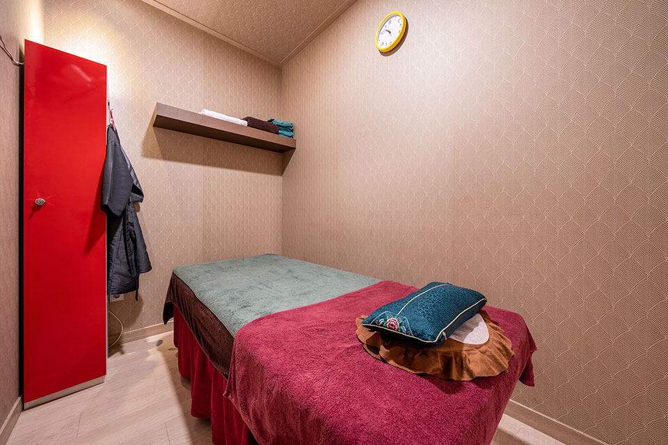 남가좌동 태국마사지 전문 황제의 깔끔하고 정돈된 내부 전경