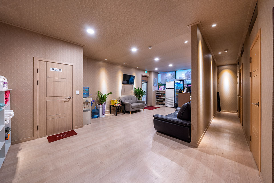 가좌역에 위치한 타이, 아로마, 커플관리 서비스 가능 황제 시설