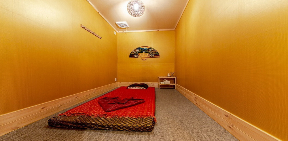 대야동 한국마사지 전문 힐링테라피의 깔끔하고 정돈된 내부 전경