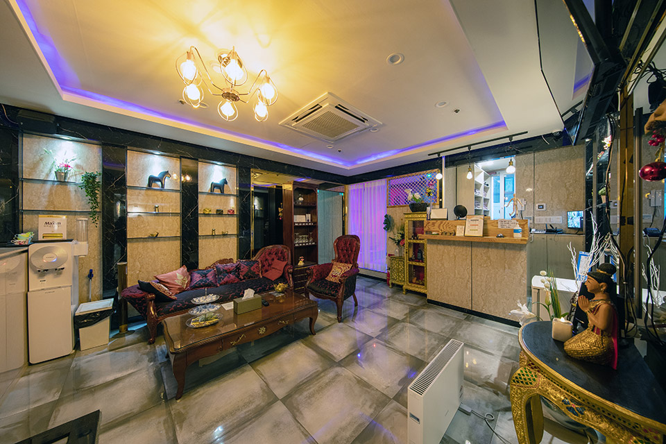 퀸즈타이 - 주엽동 주엽역,정발산역 2번출구 인근 태국마사지 전문 마사지 매장 전경