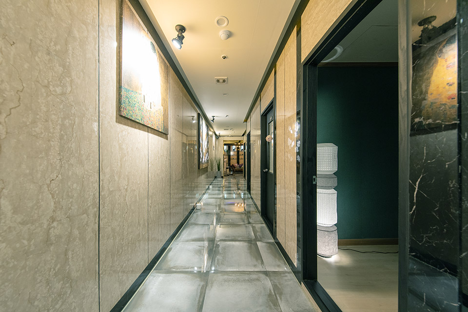 퀸즈타이 - 주엽동 주엽역,정발산역 2번출구 인근 주차가능, 샤워가능, 단체예약 완비된 마사지 시설