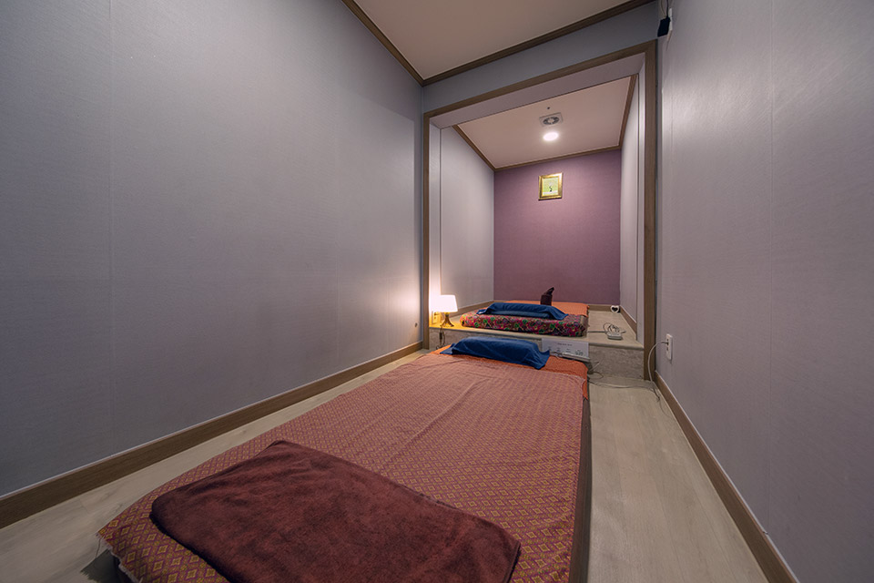 주엽역,정발산역 2번출구 인근 타이, 아로마, 스웨디시 서비스가 제공되는 퀸즈타이의 전체 시설