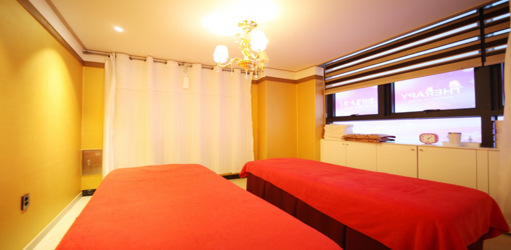 서귀동에 위치한 타이, 아로마, 커플관리, 풋케어 서비스 가능 테라피샹그릴라 시설