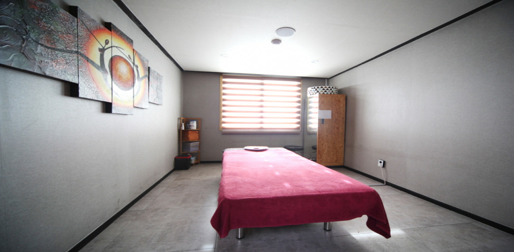 옥동 인근 아로마, 건식/스포츠, 커플관리, 풋케어 서비스가 제공되는 스마일풋의 전체 시설