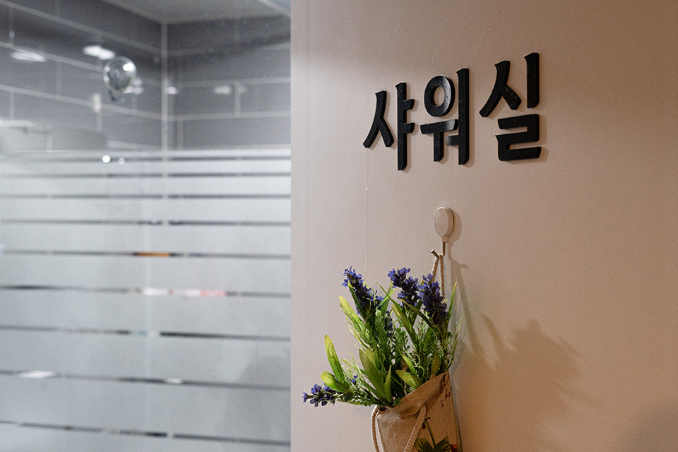 선정릉역,한티역,선릉역,삼성역 주변 편한몸테라피 매장 주요 시설 및 인테리어 사진