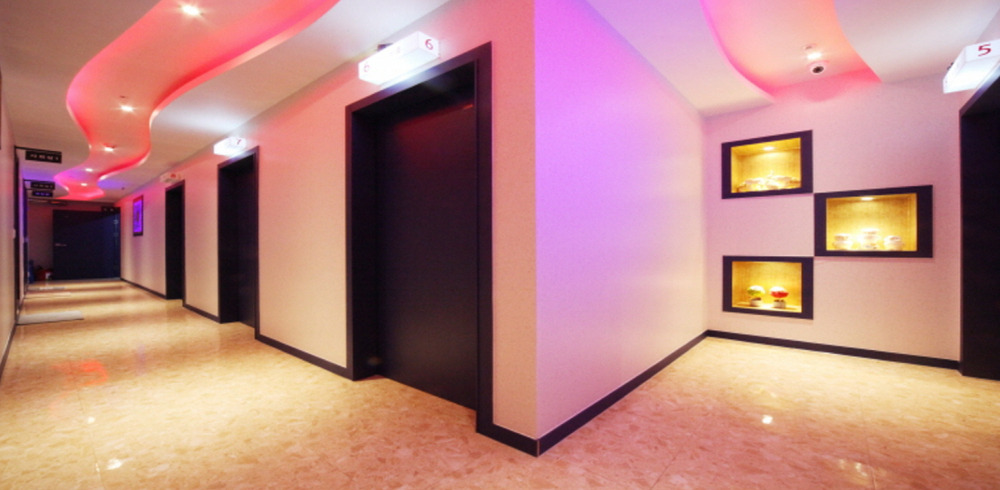 광명역 인근 중국관리사 마사지 전문 수인바디샵의 아늑한 내부 시설 안내