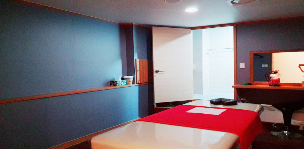 정자역 주변 봄테라피 매장 주요 시설 및 인테리어 사진