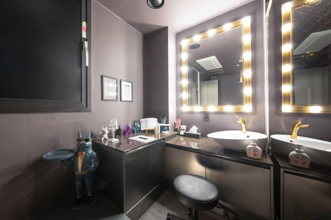 각산동 인근 아로마, 커플관리, 스웨디시 서비스가 제공되는 아즈나테라피의 전체 시설