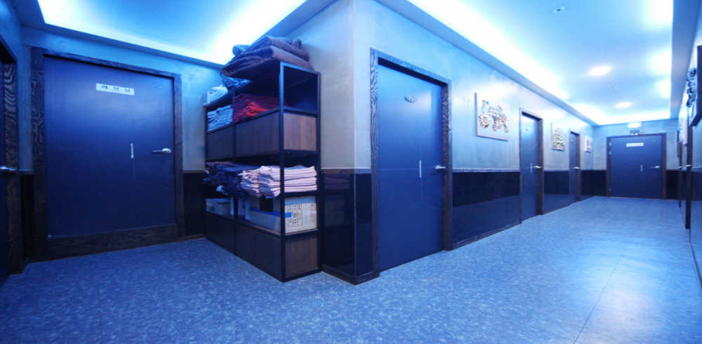 장항동 스웨디시 전문 로데오스웨디시의 깔끔하고 정돈된 내부 전경