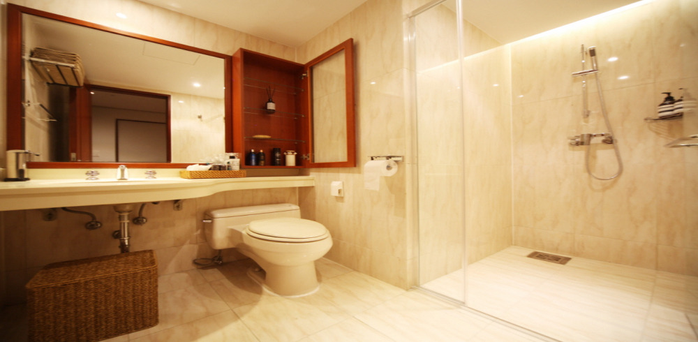 정자동 한국관리사 마사지샵 어썸스웨디시의 쾌적한 관리실 내부 모습