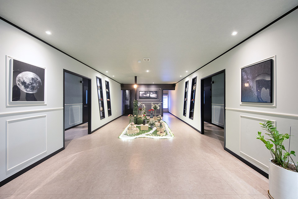 인계동 스웨디시 전문 유테라피의 깔끔하고 정돈된 내부 전경