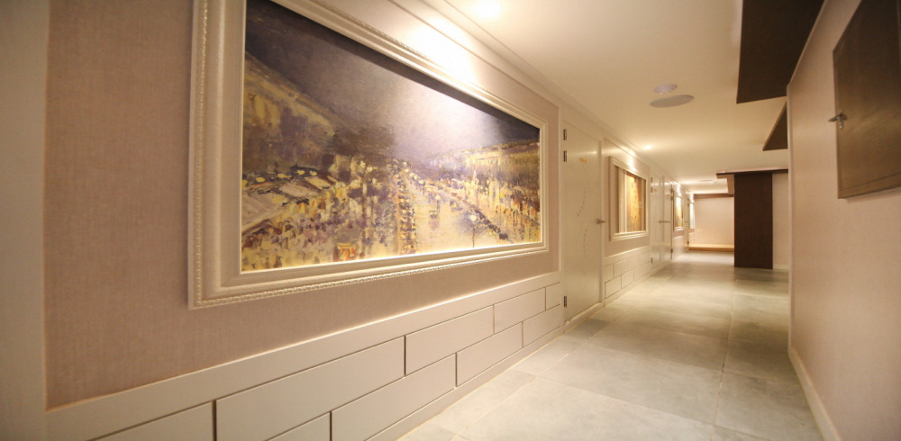 교동 한국관리사 마사지샵 명품스웨디시의 쾌적한 관리실 내부 모습