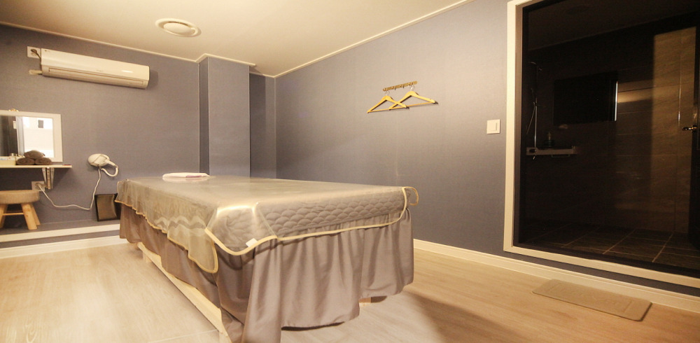 스웨디시 서비스가 제공되는 교동 더바디스웨디시 매장 내부 사진