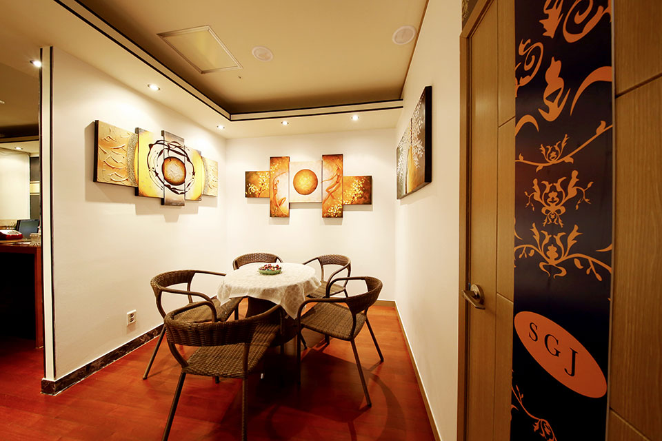 태국마사지 서비스가 제공되는 상현동 SGJ타이 매장 내부 사진