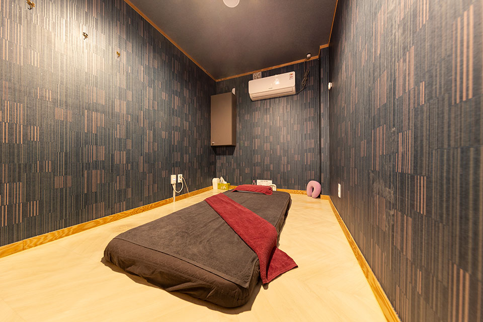 방이동 태국마사지 전문 어게인스웨디시의 깔끔하고 정돈된 내부 전경