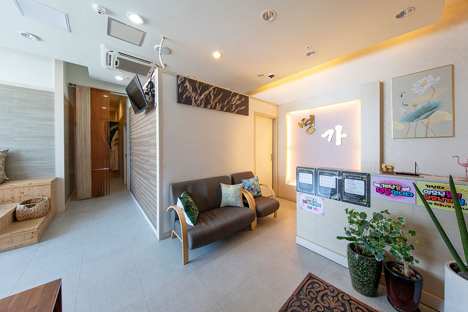 명가아로마 - 신대리 인근 중국마사지 전문 마사지 매장 전경