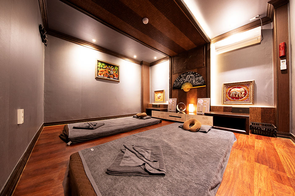 연수동 태국관리사 마사지샵 포시즌쿨타이의 쾌적한 관리실 내부 모습