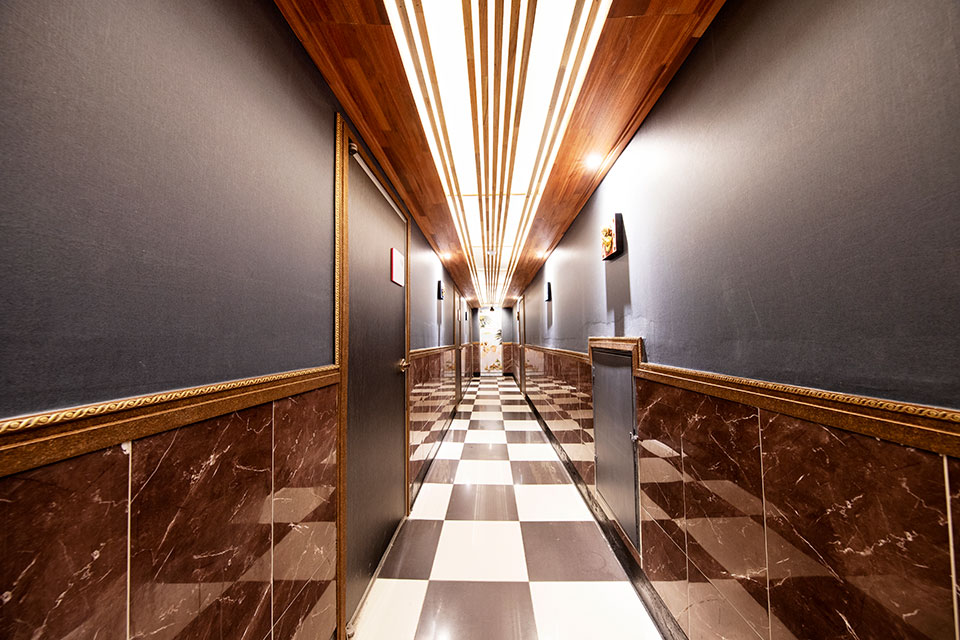 태국마사지 서비스가 제공되는 연수동 포시즌쿨타이 매장 내부 사진