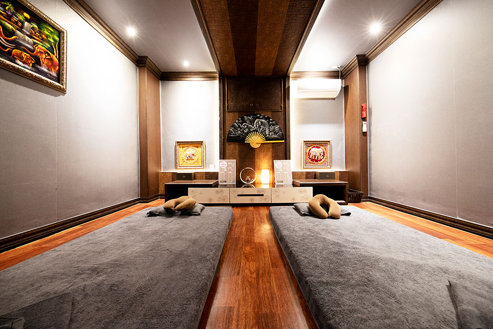 연수동 태국마사지 전문 포시즌쿨타이의 깔끔하고 정돈된 내부 전경