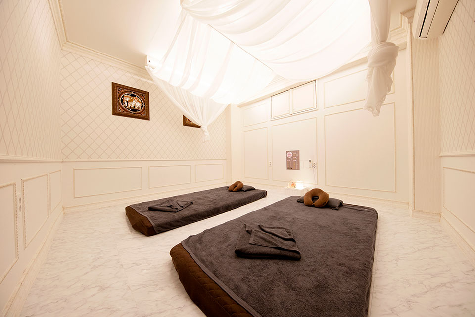 연수동 태국마사지 전문 포시즌쿨타이의 깔끔하고 정돈된 내부 전경