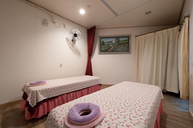 당산동6가 중국관리사 마사지샵 중국명가의 쾌적한 관리실 내부 모습