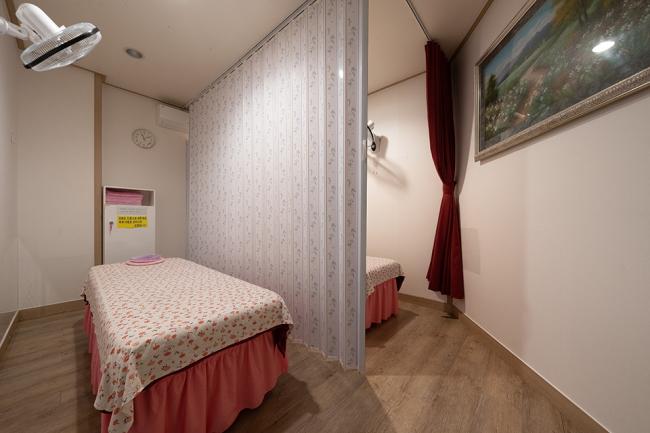 당산동6가 중국관리사 마사지샵 중국명가의 쾌적한 관리실 내부 모습