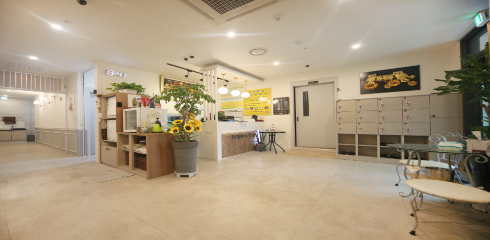 반송동 인근 마사지 잘하는 곳 바디앤풋샵 청결하게 관리된 내부 시설