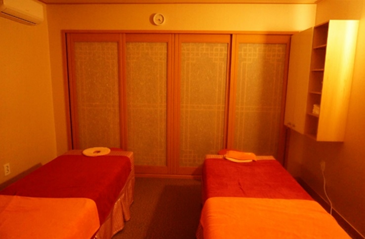 중국마사지 서비스가 제공되는 삼리 아리수중국전통 매장 내부 사진