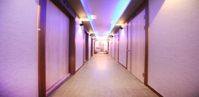 태국마사지 서비스가 제공되는 춘의동 힐링청담아로마 매장 내부 사진