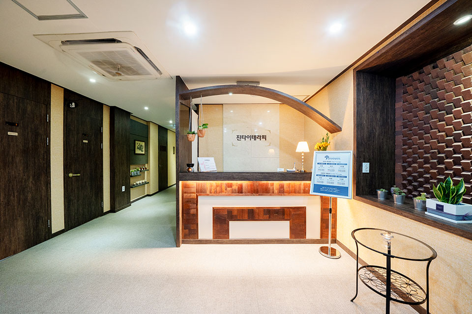 태국마사지 서비스가 제공되는 목동 진타이테라피 매장 내부 사진