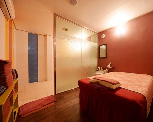 중리동에 위치한 타이, 아로마 서비스 가능 망미타이 시설