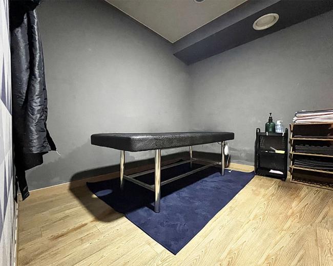 스웨디시 서비스가 제공되는 옥산동 헤라테라피 매장 내부 사진