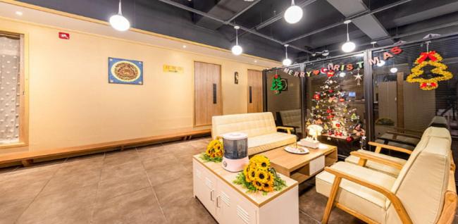 용이동에 위치한 타이, 아로마 서비스 가능 왓포마사지 시설