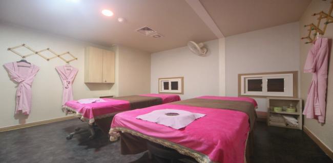 구리역 주변 황궁테라피 매장 주요 시설 및 인테리어 사진