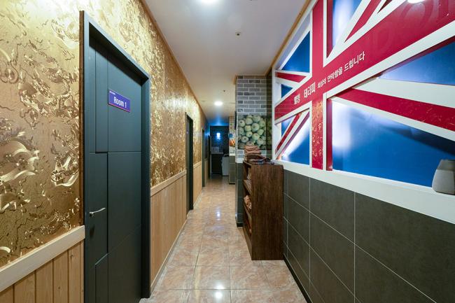 태국마사지 서비스가 제공되는 상인동 롯데아로마 매장 내부 사진