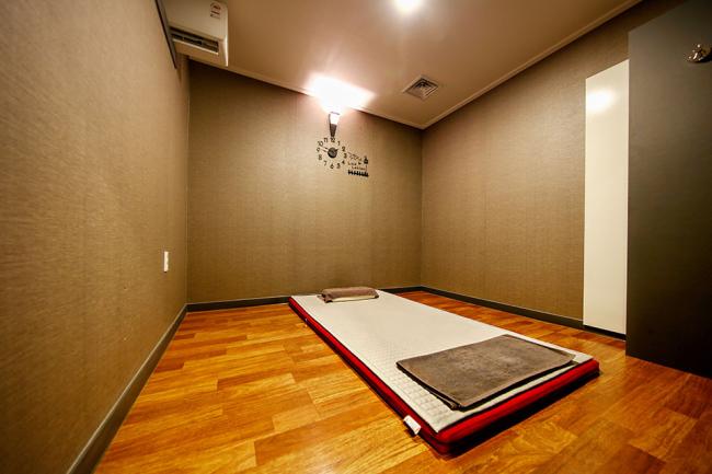 두호동 인근 마사지 잘하는 곳 사와디 청결하게 관리된 내부 시설