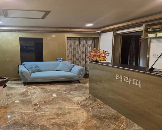 사바이테라피 - 범일동 좌천역,범일역,범내골역,국제금융센터부산은행역,문현역 인근 중국마사지 전문 마사지 매장 전경