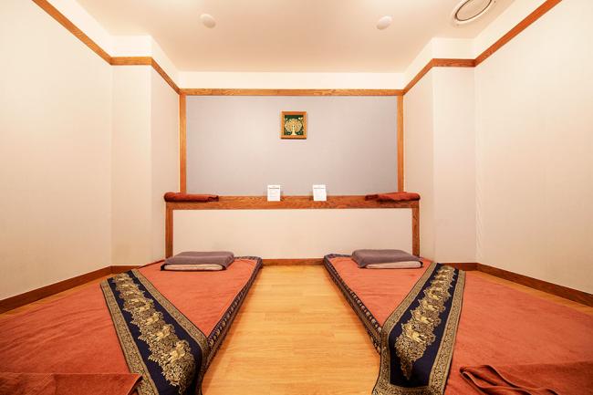 두성리 인근 태국관리사 마사지 전문 왓포테라피의 아늑한 내부 시설 안내