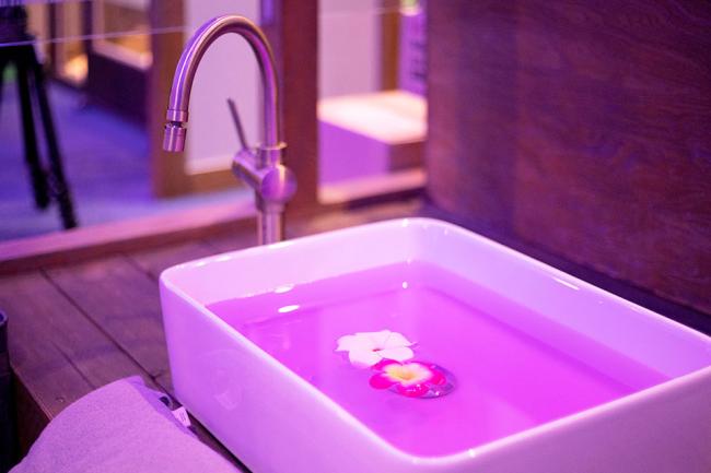 태국마사지 서비스가 제공되는 두성리 왓포테라피 매장 내부 사진