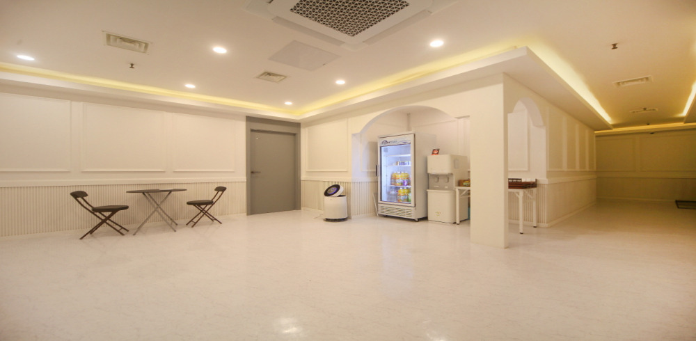 꽃테라피 - 성정동 두정역 인근 스웨디시 전문 마사지 매장 전경