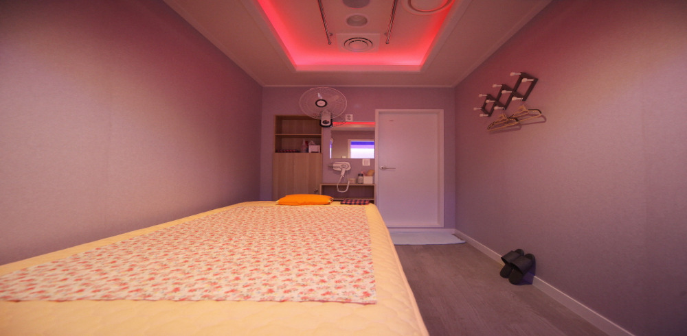 고덕동 한국관리사 마사지샵 MC마사지의 쾌적한 관리실 내부 모습