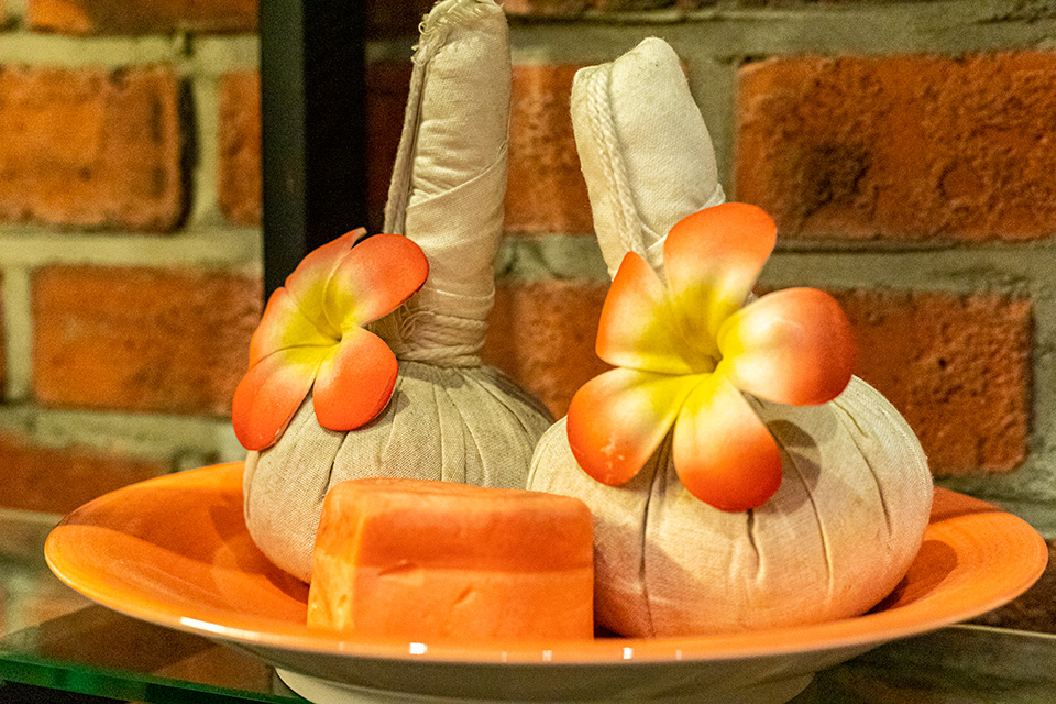 사평역,강남역,논현역,학동역,신논현역,언주역 주변 태국마사지 추천 매장 신논현힐링타이의 전체적인 인테리어 모습