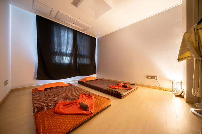 이의동 태국마사지 전문 라바나의 깔끔하고 정돈된 내부 전경