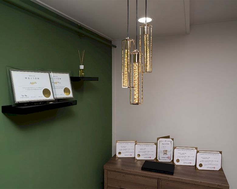 삼성동 왁싱관리 전문 누브살롱의 깔끔하고 정돈된 내부 전경