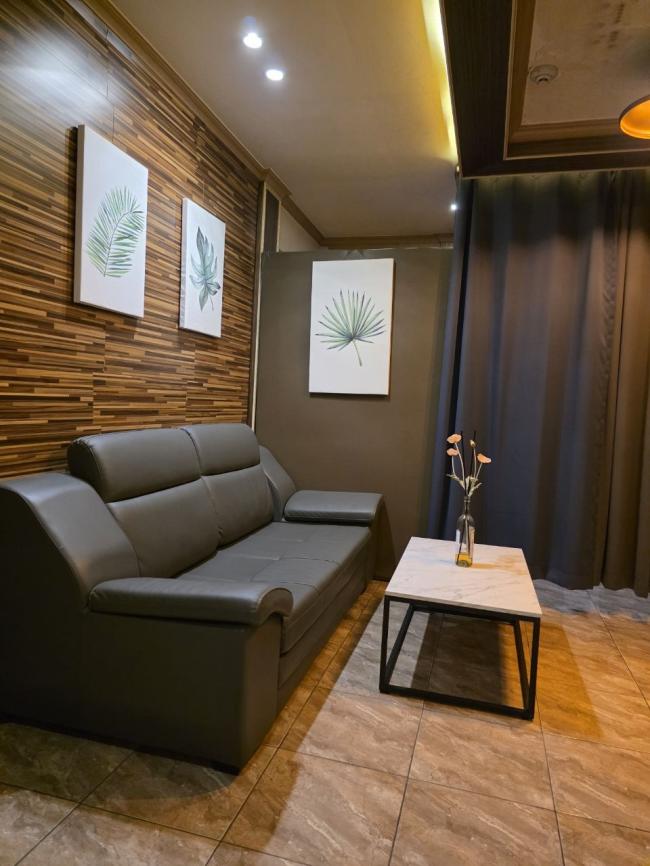 스웨디시 서비스가 제공되는 정왕동 휴앤아로마테라피 매장 내부 사진