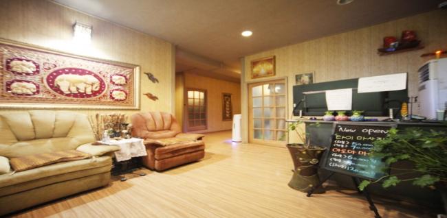 신현동 인근 마사지 잘하는 곳 아룬스웨디시 청결하게 관리된 내부 시설