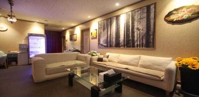 광사동 로얄VIP 주차가능, 샤워가능, 단체예약, 남/여공용샵 완비된 시설 사진