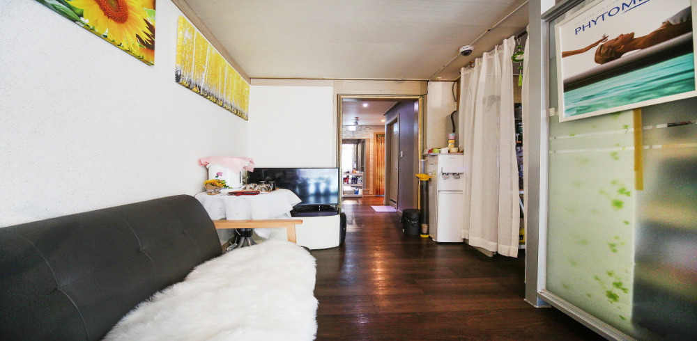 상도동 스웨디시 전문 힐링중국전통의 깔끔하고 정돈된 내부 전경