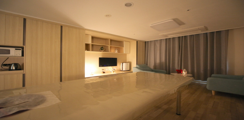 1인샵 관리 전문 마사지 매장 지우스웨디시 내부 공간