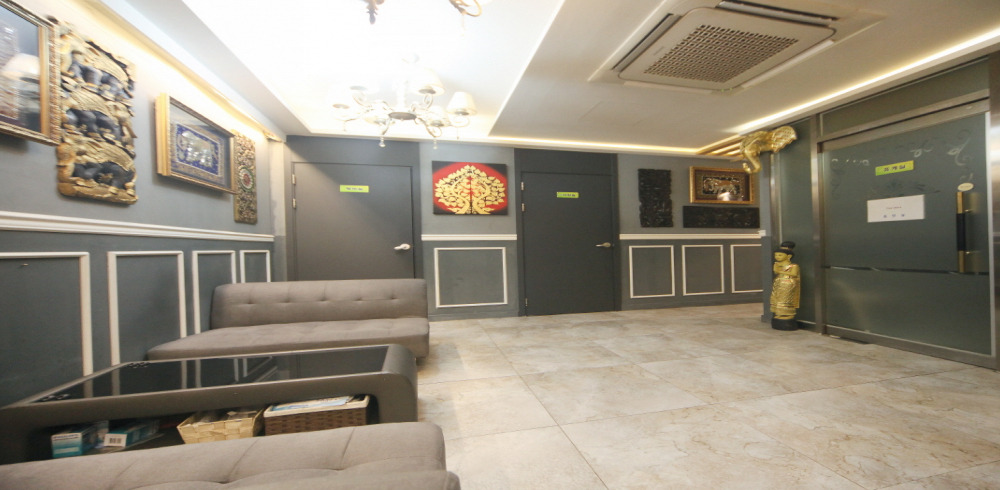 양재시민의숲역 인근 태국관리사 마사지 전문 타이스토리의 아늑한 내부 시설 안내